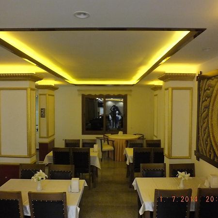 Grand Onur Hotel İskenderun エクステリア 写真