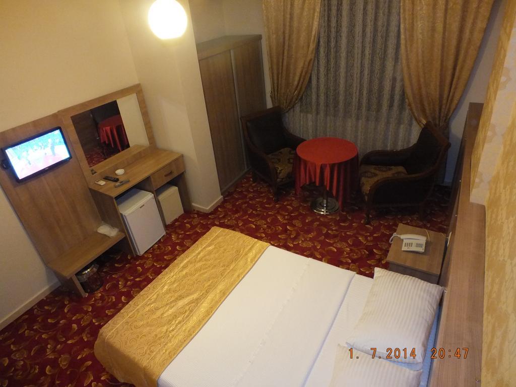 Grand Onur Hotel İskenderun エクステリア 写真