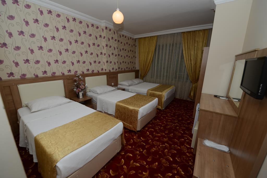 Grand Onur Hotel İskenderun 部屋 写真