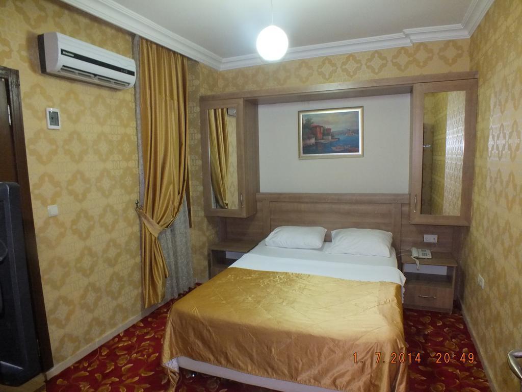 Grand Onur Hotel İskenderun エクステリア 写真