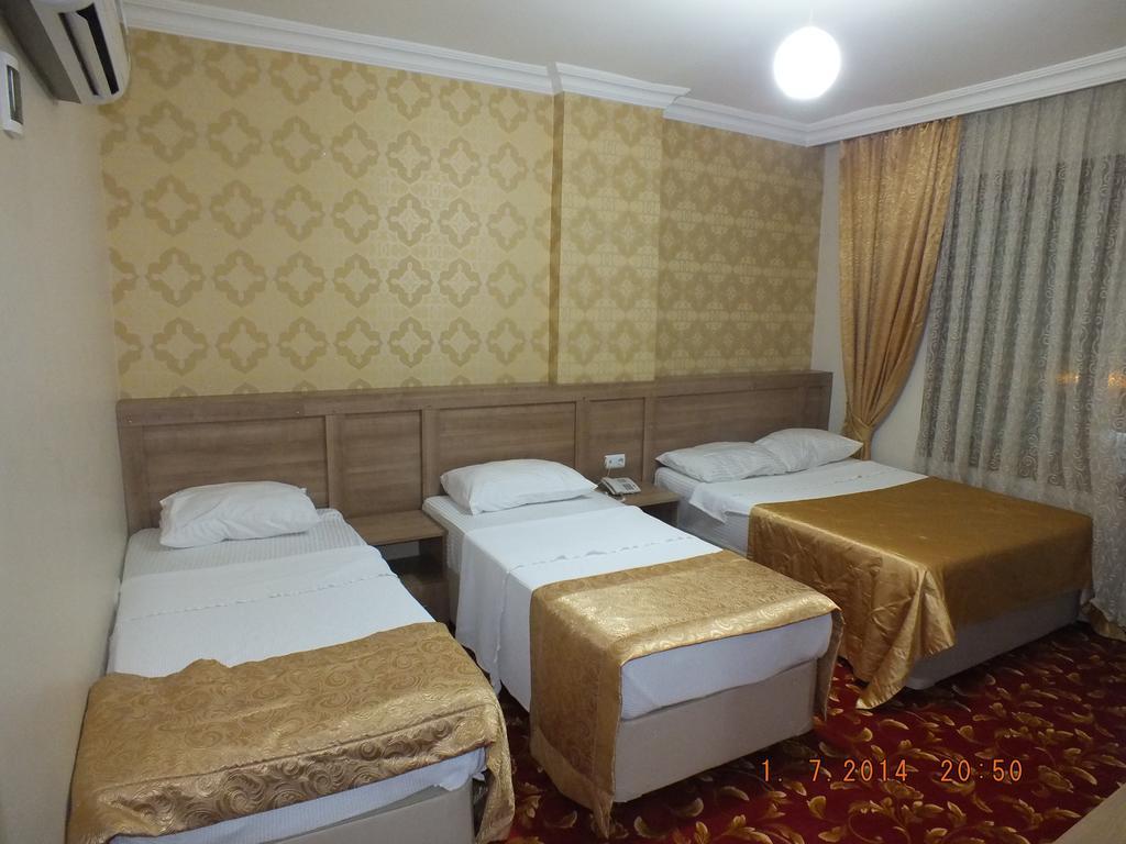 Grand Onur Hotel İskenderun エクステリア 写真
