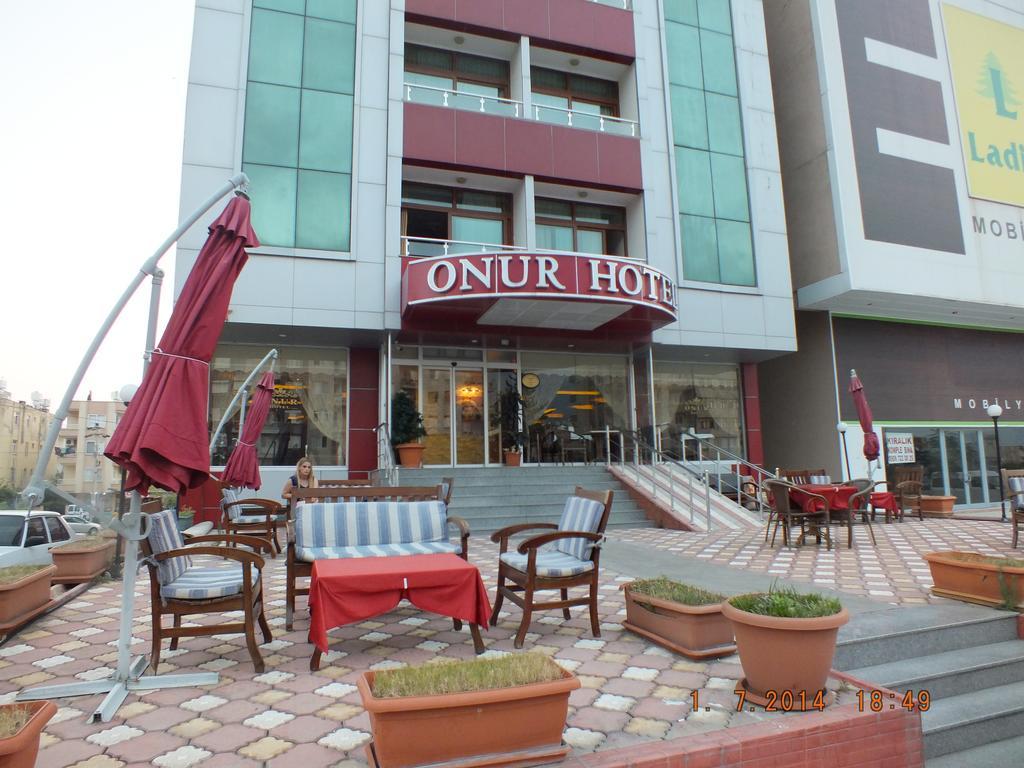 Grand Onur Hotel İskenderun エクステリア 写真